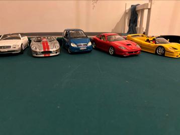 Modelauto’s 1:18 beschikbaar voor biedingen