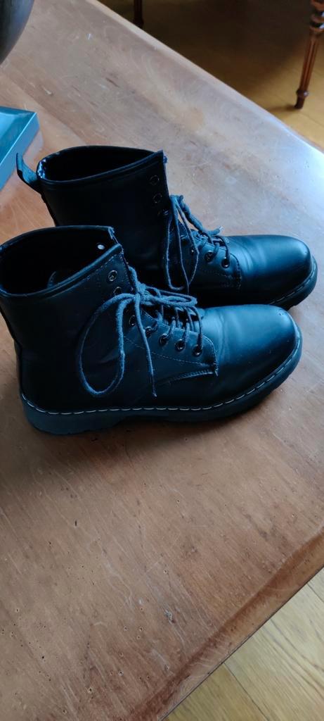 Zwarte laarsjes maat 40, merk bluebox, Kinderen en Baby's, Kinderkleding | Schoenen en Sokken, Gebruikt, Laarzen, Meisje, Ophalen of Verzenden