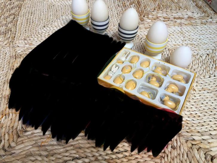 Pasen, allerlei eieren, hangend, liggend, staand., Diversen, Pasen, Nieuw, Ophalen of Verzenden