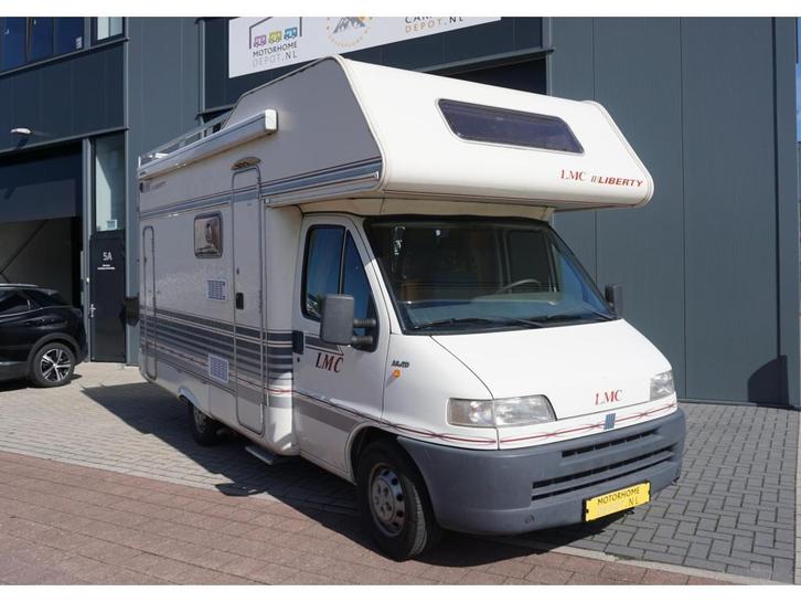 LMC Liberty 565 4 Persoons / compact, Caravans en Kamperen, Campers, Bedrijf, tot en met 4, LMC, Diesel, Handgeschakeld, Treinzit