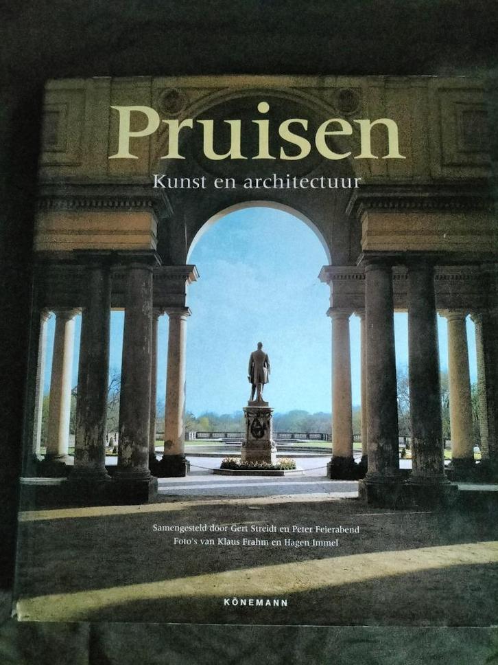 Pruisen - Kunst en architectuur ( Könemann ), Boeken, Kunst en Cultuur | Architectuur, Zo goed als nieuw, Architectuur algemeen
