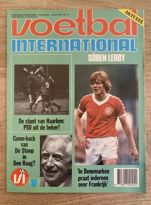 Voetbal International VI Div. tijdschriften uit 1984 / €1,50, Verzamelen, Sportartikelen en Voetbal, Zo goed als nieuw, Boek of Tijdschrift