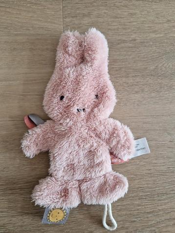 Knuffeldoekje Nijntje Miffy roze fluffy speendoekje K9186 beschikbaar voor biedingen