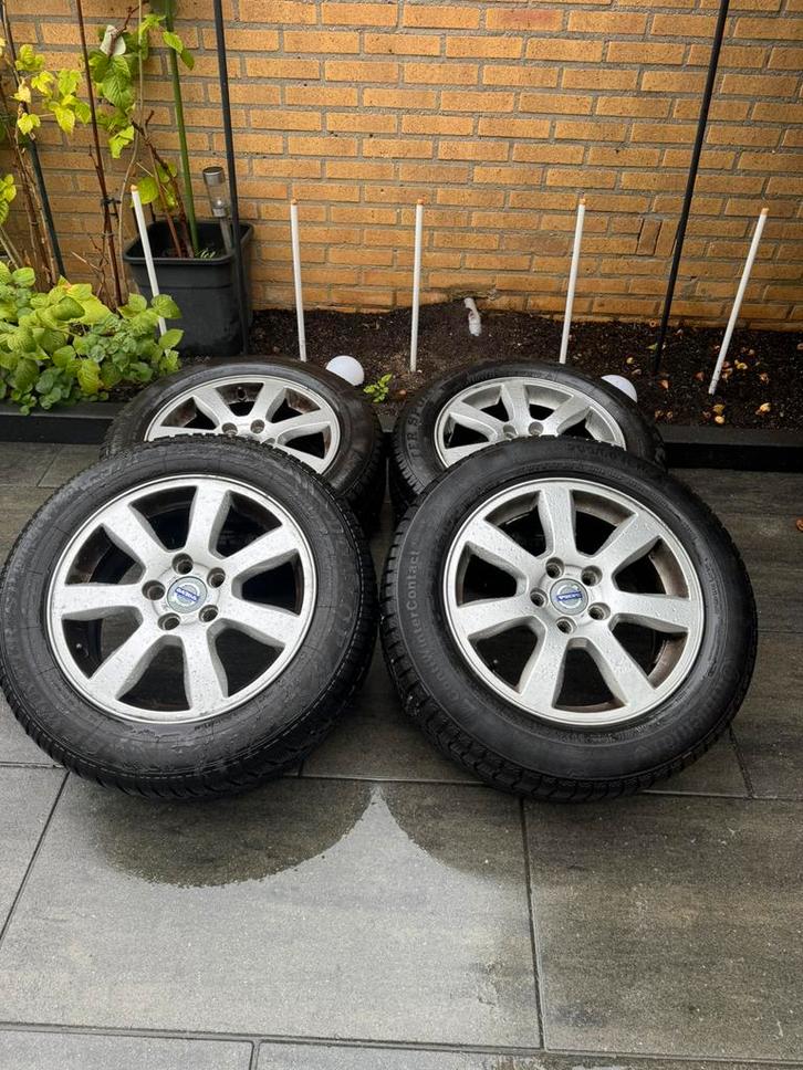 Volvo V70 vanaf 2007 S80 velgen winterbanden, Auto-onderdelen, Banden en Velgen, Banden en Velgen, Winterbanden, 16 inch, 205 mm