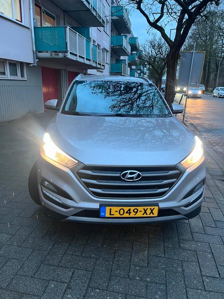Hyundai Tucson 1.6 GDi 132pk 2016 Beige, Auto's, Hyundai, Particulier, Tucson, ABS, Achteruitrijcamera, Adaptieve lichten, Airbags