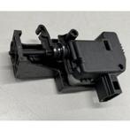 Mercedes-benz Tankdop tankklep slot A2048200072 A2048205397, Ophalen of Verzenden, Zo goed als nieuw, H, H