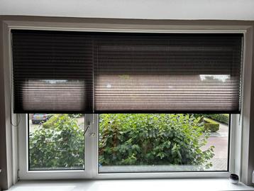 Mooie Rolgordijnen 2 stuks beschikbaar voor biedingen