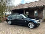 BMW 3-Serie Touring 320i executive aut, Auto's, BMW, Automaat, 1995 cc, Zwart, 150 pk