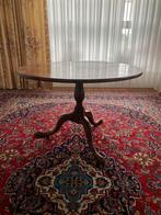 Kleine ronde antieke bijzettafel / salontafel, Ophalen