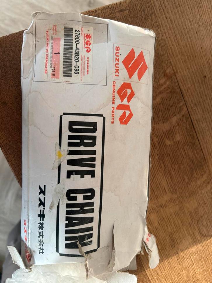 Originele Suzuki Aandrijfketting - Nieuw!, Motoren, Onderdelen | Overige, Nieuw, Ophalen of Verzenden