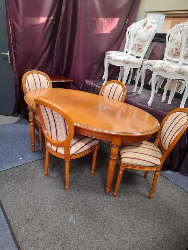 Nette 4 pers compleet of los te koop, Antiek en Kunst, Antiek | Meubels | Tafels, Ophalen