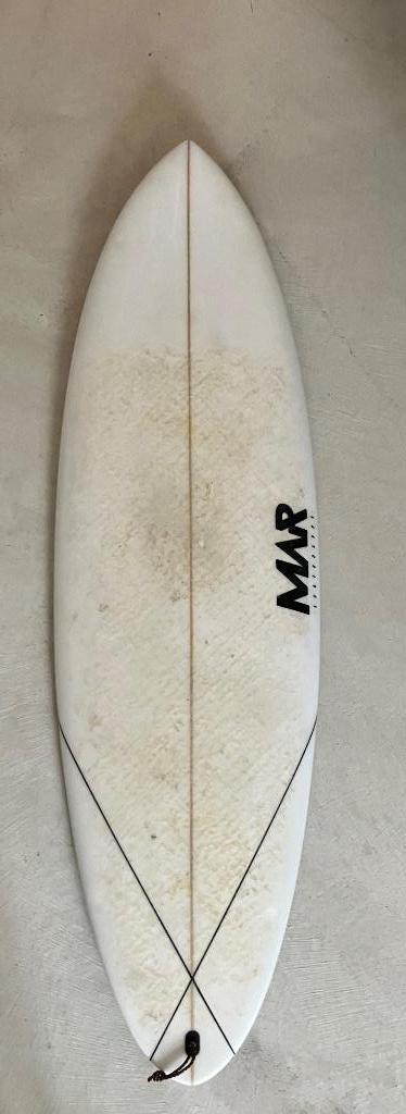 shortboard SEAWOLF 5"11, Watersport en Boten, Golfsurfen, Zo goed als nieuw, Shortboard, Ophalen