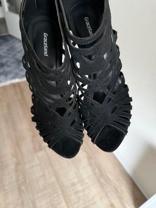 Hoge hakken pumps maat 38(high heels,stiletto's,naaldhakken), Kleding | Dames, Schoenen, Zo goed als nieuw, Pumps, Zwart, Ophalen of Verzenden