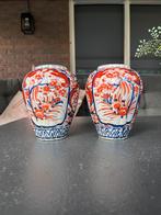Twee imari vaasjes, Ophalen of Verzenden