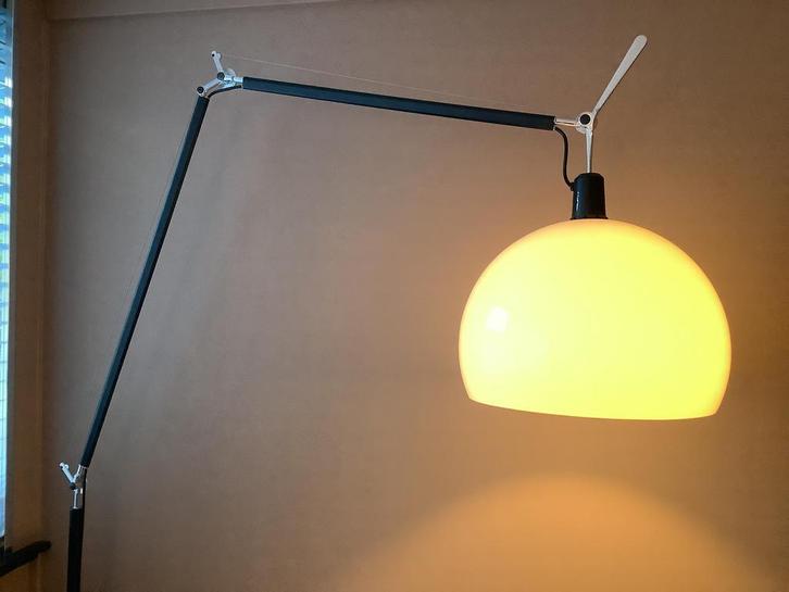 Artemide Tolomeo Mega design vloerlamp, Huis en Inrichting, Lampen | Vloerlampen, Gebruikt, 200 cm of meer, Kunststof, Metaal