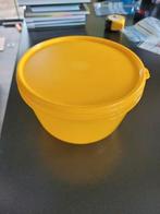 Beslagkom schaal Tupperware 2L met deksel, Huis en Inrichting, Ophalen of Verzenden, Zo goed als nieuw