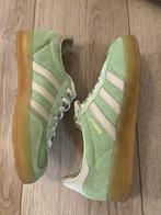 Adidas gazelle indoors - green suede - 36 2/3, Ophalen of Verzenden, Zo goed als nieuw, Groen, Sneakers of Gympen