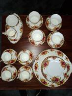 Royal albert. Perfecte staat, Antiek en Kunst, Antiek | Servies compleet, Ophalen of Verzenden