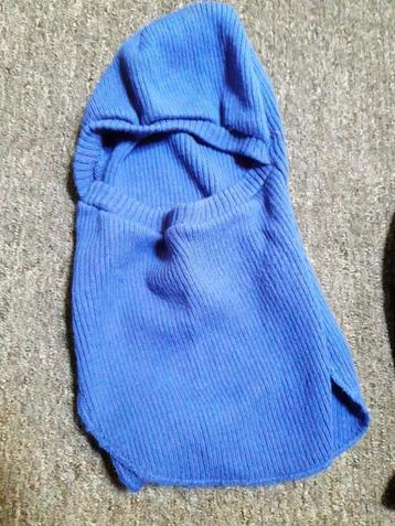 bivakmuts , blauw of zwart , kind of volwassene   beschikbaar voor biedingen
