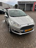 Ford Fiësta 1.0 59KW/80PK 5D 2015 Grijs / APK nieuw /, Voorwielaandrijving, 525 kg, 23 km/l, Origineel Nederlands