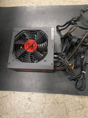 Corsair HX620W Voeding beschikbaar voor biedingen