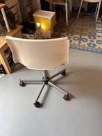 Stoel op wieltjes, Huis en Inrichting, Stoelen, Ophalen, Wit, Eén