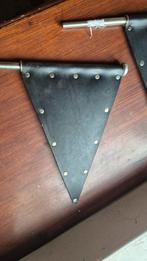 Tuigleer vlaggen lijkwagen, Ophalen of Verzenden, Wandkapstok, Minder dan 100 cm