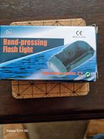 Knijpkat ledlamp, Caravans en Kamperen, Ophalen of Verzenden, Nieuw, Batterij