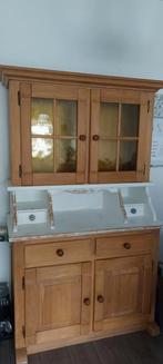 Gratis Houten buffetkast met glazen deuren, Ophalen