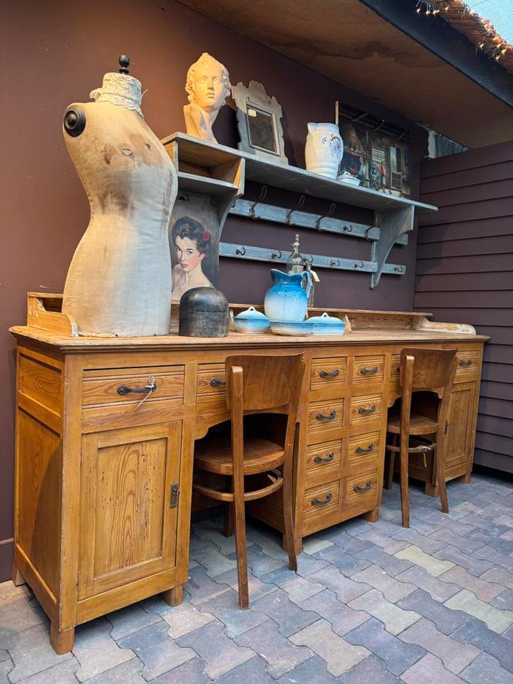 Franse badkamer meubel,geloogd grenenhout,, Antiek en Kunst, Curiosa en Brocante, Ophalen