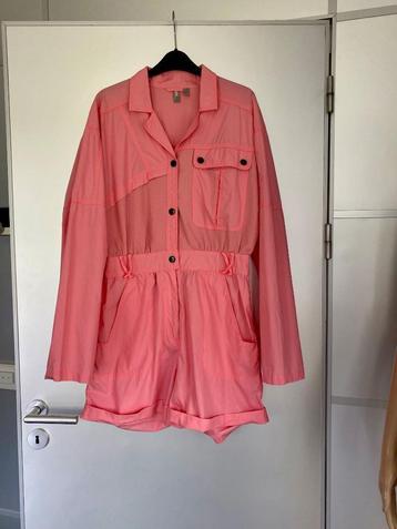 J350 Asos maat 40=M kort pak jumpsuit playsuit overal roze beschikbaar voor biedingen
