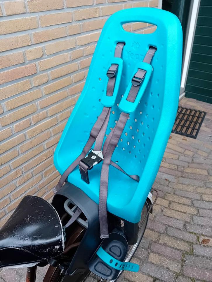Yepp Maxi achterzitje met easyfit carrier, Fietsen en Brommers, Fietsaccessoires | Fietsstoeltjes, Gebruikt, Ophalen