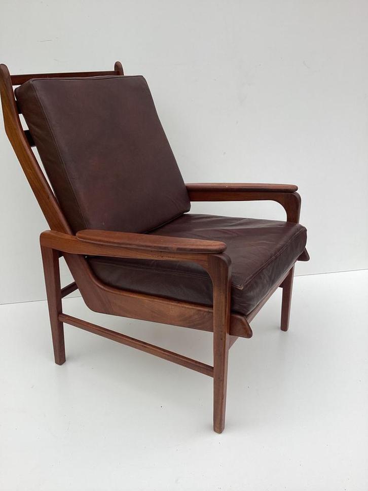 Vintage Fauteuil - Leer & Hout, Huis en Inrichting, Fauteuils, Gebruikt, Hout, Leer, 50 tot 75 cm, 75 tot 100 cm, Ophalen