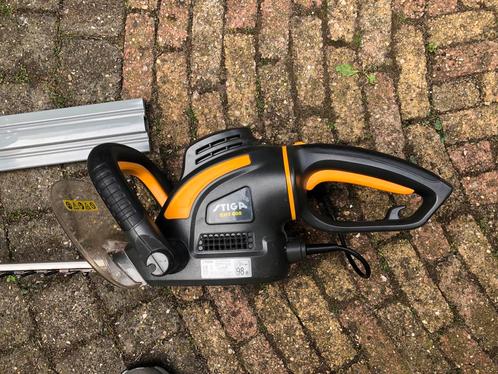Heggeschaar Stiga SHT 600 van Welkoop, Tuin en Terras, Heggenscharen, Zo goed als nieuw, Elektrisch, Ophalen