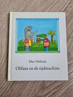 Max Velthuis - Olifant en de tijdmachine, Ophalen of Verzenden, Fictie algemeen, Zo goed als nieuw