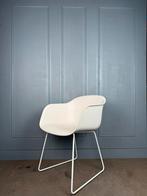 5 Muuto Fiber design sledestoelen met armleuning, Wit, Ophalen of Verzenden, Zo goed als nieuw, Muuto