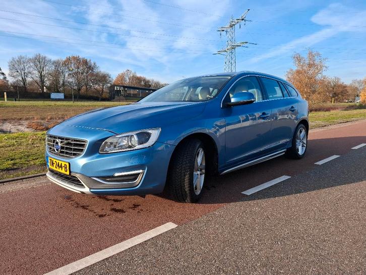Volvo V60 D4  polestar 200pk, Auto's, Volvo, Particulier, V60, ABS, Adaptieve lichten, Adaptive Cruise Control, Airbags, Airconditioning