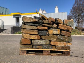 Handzame natuursteen stapelstenen metselblokken stapelblok beschikbaar voor biedingen