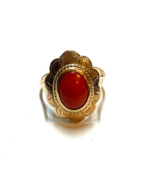 14k gouden ring met een bloedkoraal, Sieraden, Tassen en Uiterlijk, Ringen, Zo goed als nieuw, Dame, Goud, Goud, Met edelsteen