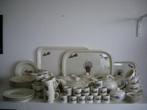 Jet Lavendel servies, Huis en Inrichting, Keuken | Servies, Ophalen of Verzenden, Zo goed als nieuw, Overige stijlen, Bord(en)