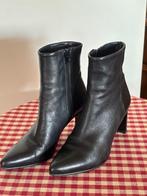 Manfield enkellaarsjes met hak mt 36, Kleding | Dames, Schoenen, Zwart, Lage of Enkellaarzen, Ophalen of Verzenden, Zo goed als nieuw