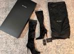 Saint Laurent velvet knee high heeled black boots (size 38), Ophalen of Verzenden, Zo goed als nieuw, Zwart