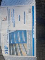 Te koop aluminium traptreden, Doe-het-zelf en Verbouw, Ladders en Trappen, Ophalen of Verzenden, Zo goed als nieuw, Trap, Minder dan 2 meter