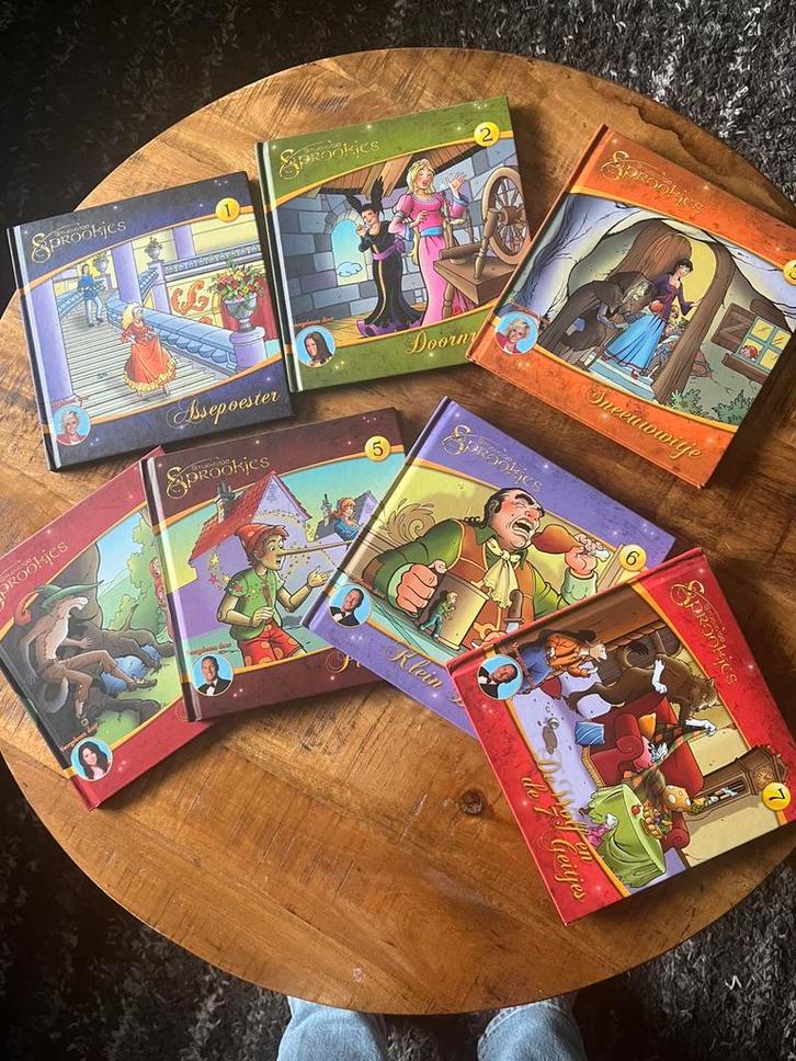 Studio 100 sprookjes boeken, Boeken, Kinderboeken | Jeugd | onder 10 jaar, Zo goed als nieuw, Sprookjes, Ophalen of Verzenden
