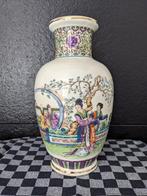 Chinese porseleinen vaas hoogte 25,5 cm, Gebruikt, Wit, Aardewerk of Porselein, Ophalen of Verzenden