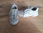 Steve Madden Sneakers Greige Maat 40, Ophalen of Verzenden, Zo goed als nieuw, Beige, Sneakers of Gympen