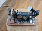 1879 SINGER HANDSLINGER NAAIMACHINE, Antiek en Kunst, Antiek | Naaimachines, Ophalen of Verzenden