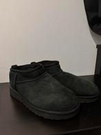 Ugg ultra mini, Kleding | Dames, Schoenen, UGG, Zwart, Lage of Enkellaarzen, Ophalen of Verzenden