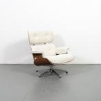 ACTIE!! 3x Vitra Eames Lounge Chair & Ottoman Nubia - Noten, Huis en Inrichting, Fauteuils, Niet ingevuld, Hout, Niet ingevuld