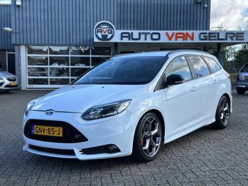 Ford Focus Wagon 2.0 EcoB. ST-2 250PK Peformace Pack *Stvw*M beschikbaar voor biedingen